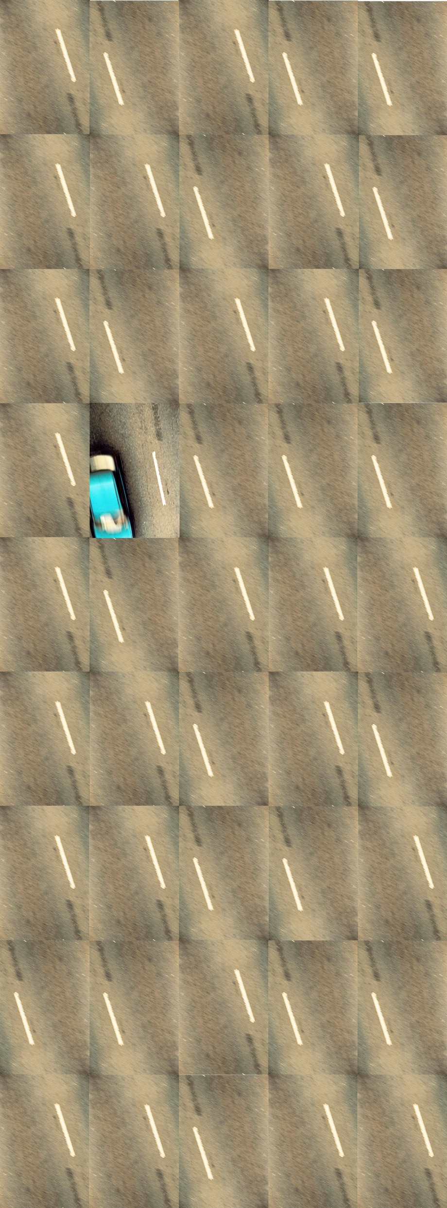 AUTO / TRES