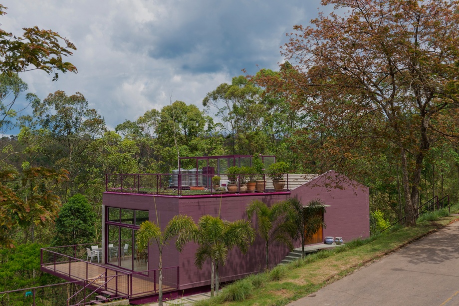 Casa Cajamar / Revista Arquitetura & Construção