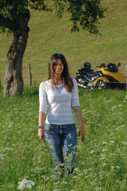 Angelita Feijó para Caras Gstaad Suiza Junio de 2008